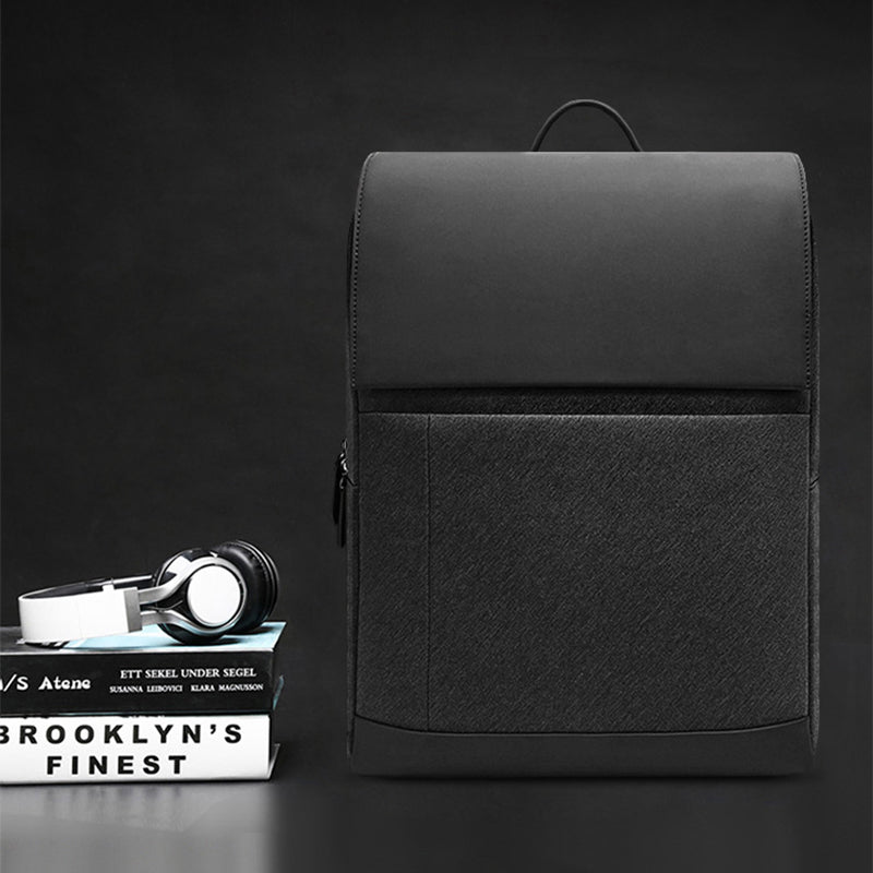 BACKPACK|エレガント 機能的なデザイン