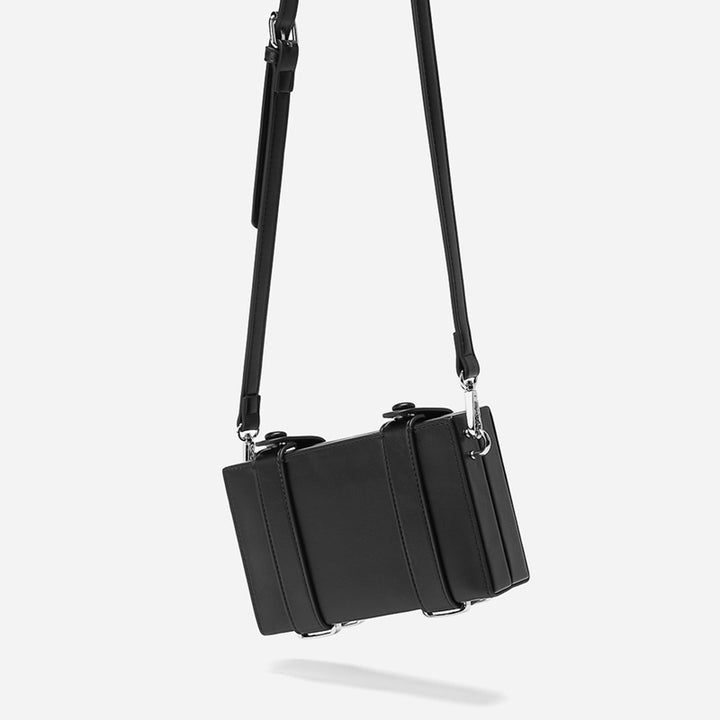 SHOULDERBAG|スタイリッシュ エッジ