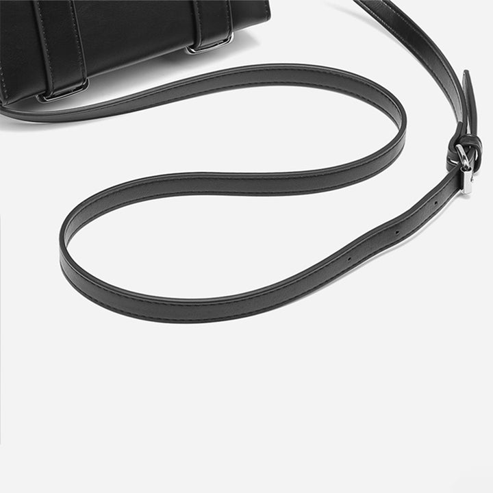 SHOULDERBAG|スタイリッシュ エッジ